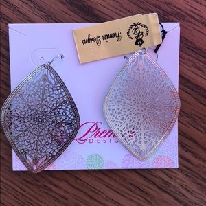 NWT Premier Designs Earrings